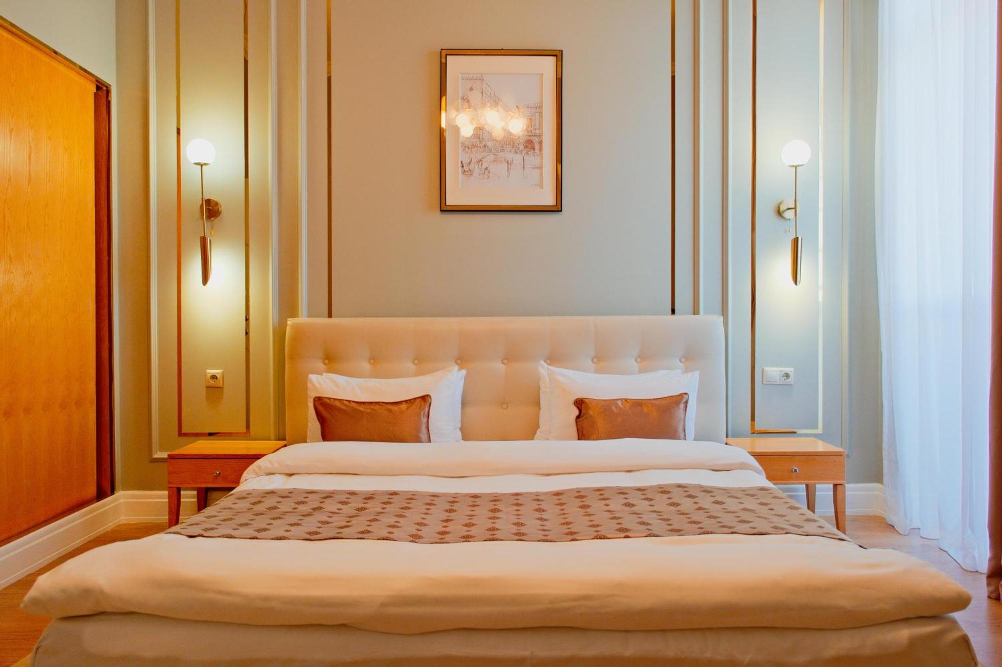 Atb Grand Hotel Atyraū Rom bilde