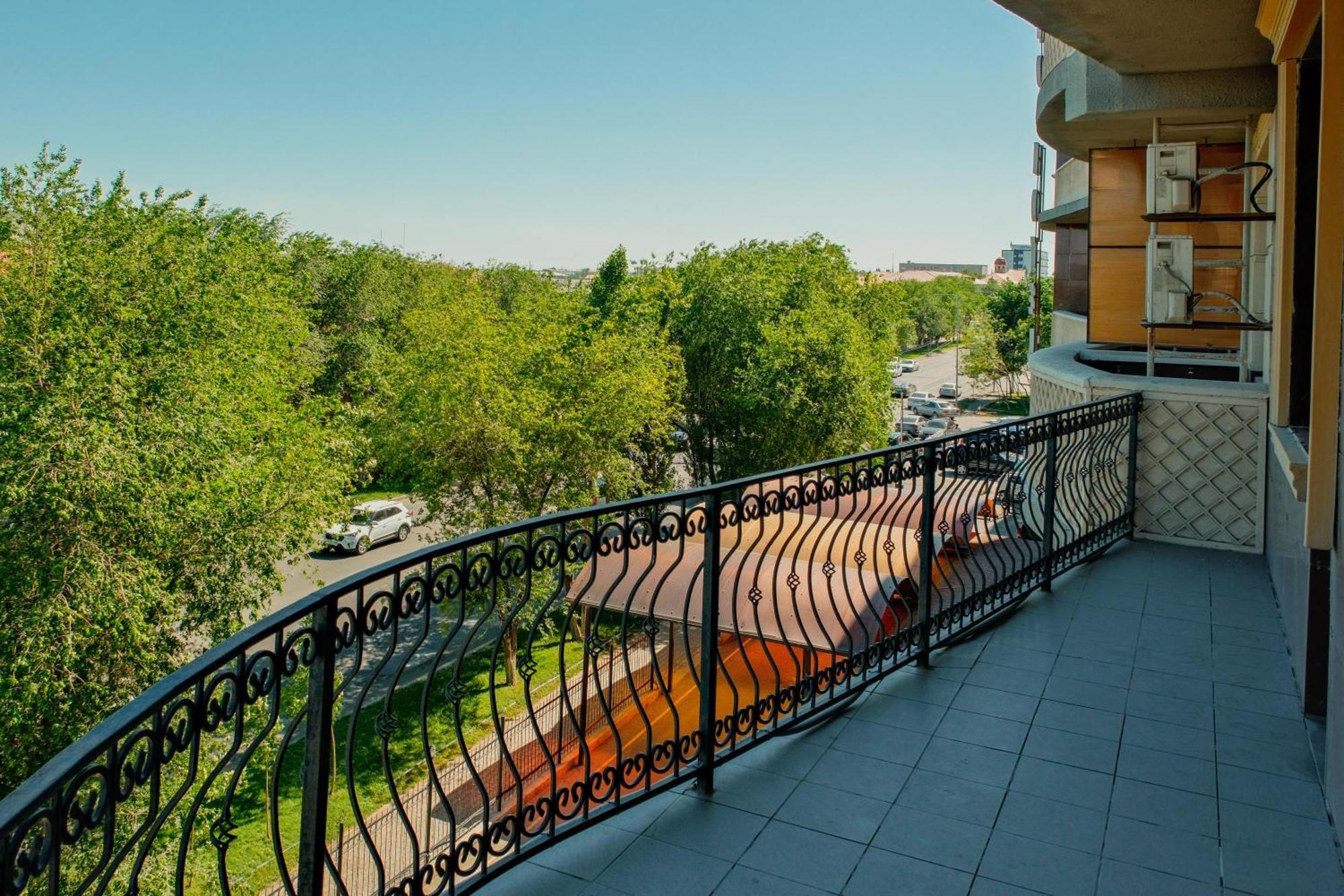 Atb Grand Hotel Atyraū Rom bilde