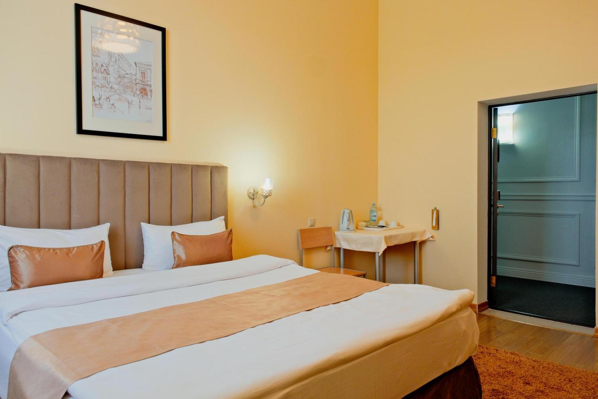 Atb Grand Hotel Atyraū Rom bilde