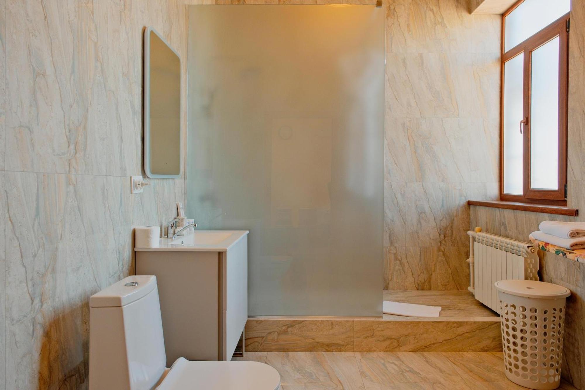 Atb Grand Hotel Atyraū Rom bilde
