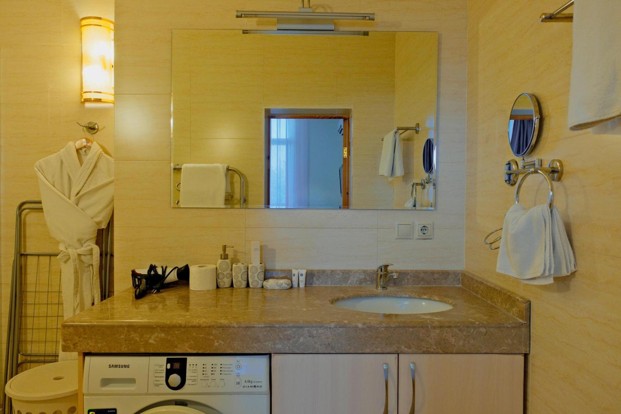 Atb Grand Hotel Atyraū Rom bilde